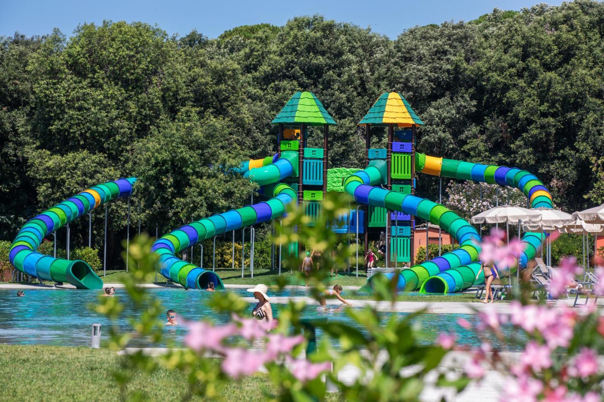 Parco Della Gallinara Lido dei Pini Luaran gambar